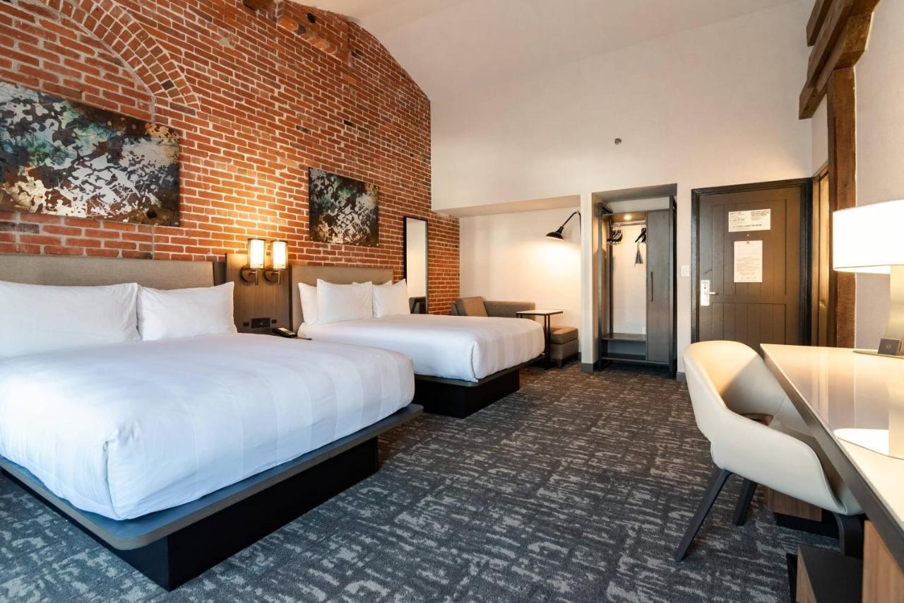 Отель Columbus Marriott Экстерьер фото