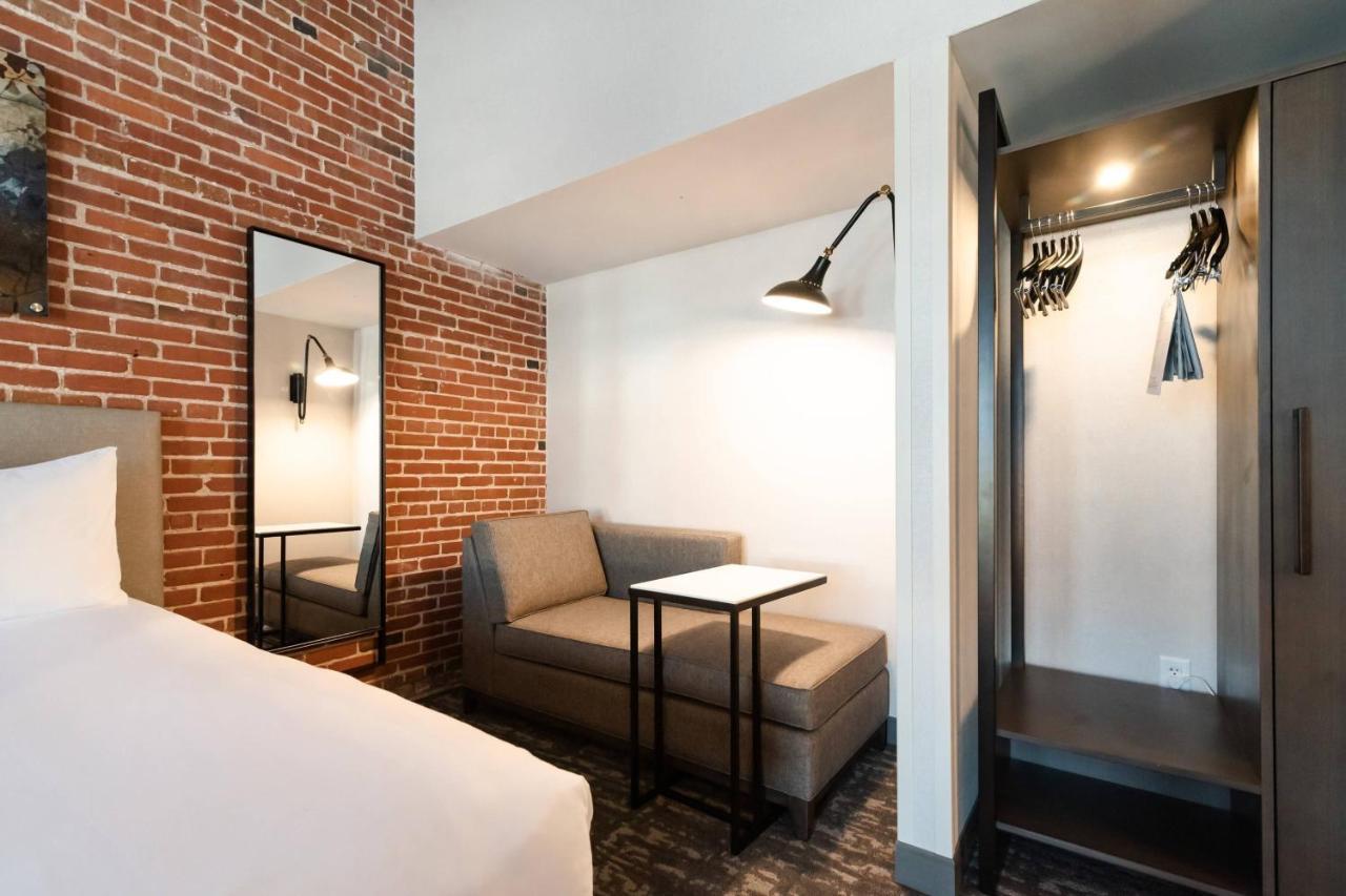 Отель Columbus Marriott Экстерьер фото