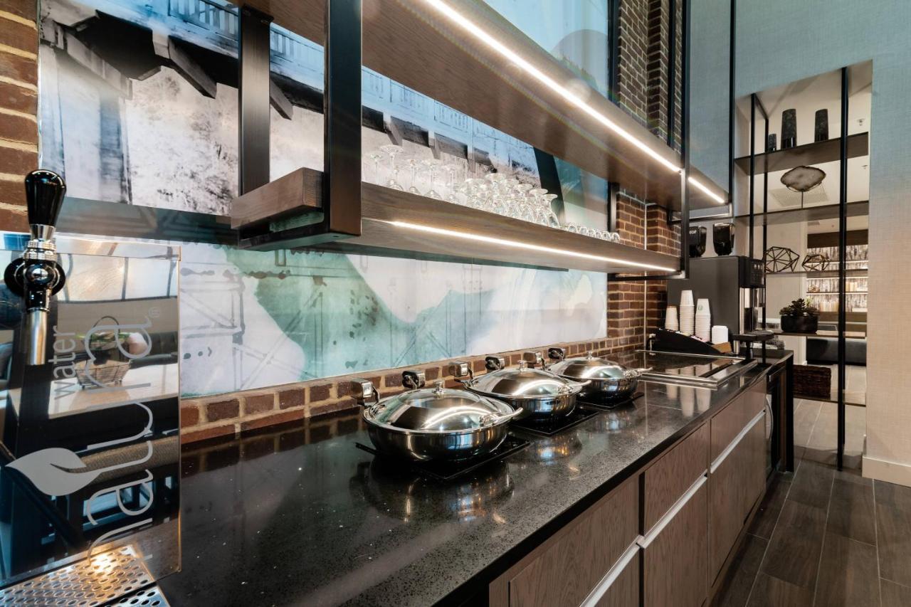 Отель Columbus Marriott Экстерьер фото