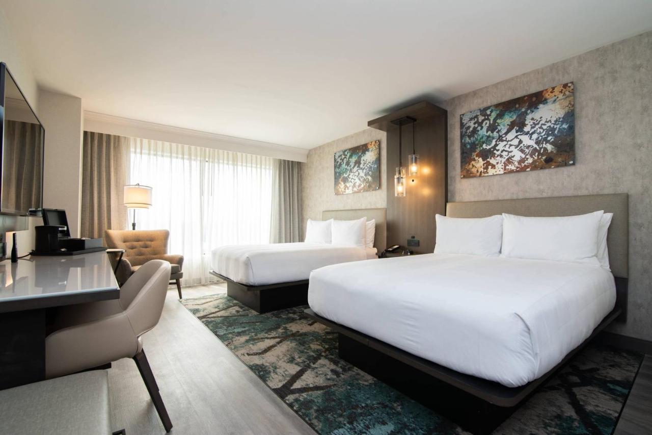 Отель Columbus Marriott Экстерьер фото