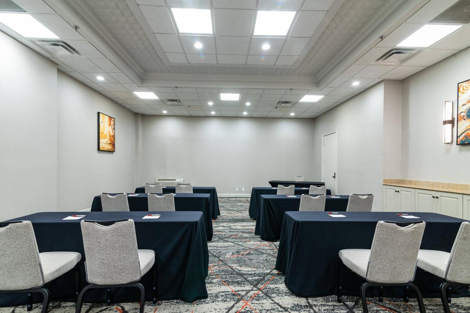 Отель Columbus Marriott Экстерьер фото